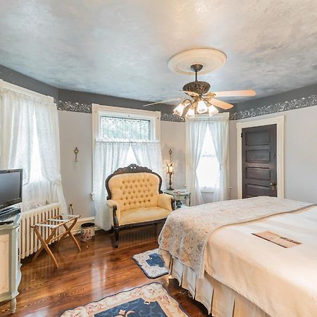 The Inn On Holly B&B Pitman 部屋 写真
