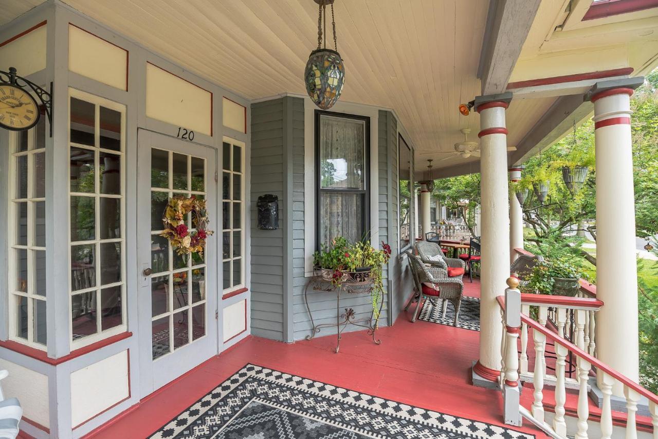 The Inn On Holly B&B Pitman エクステリア 写真