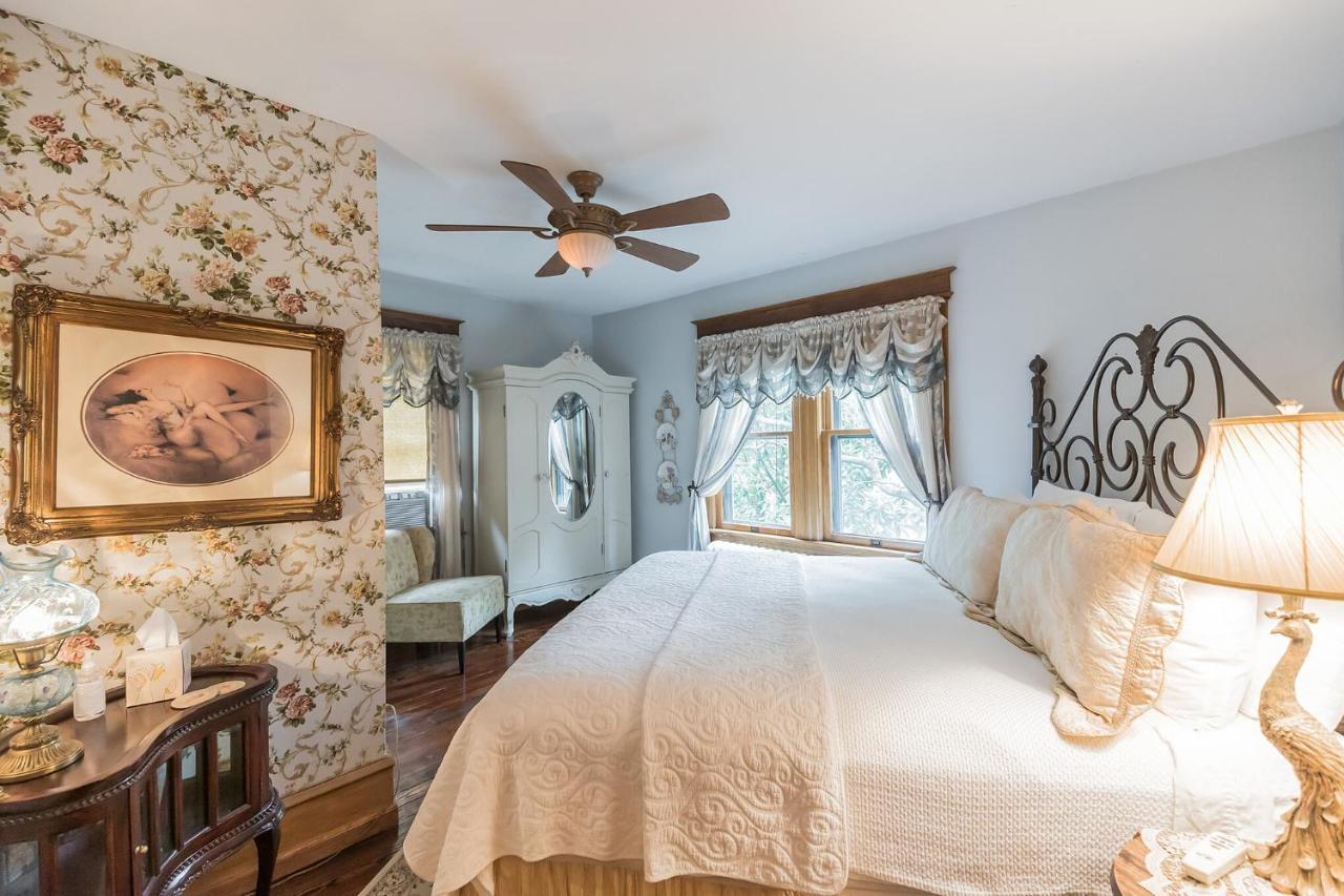 The Inn On Holly B&B Pitman エクステリア 写真